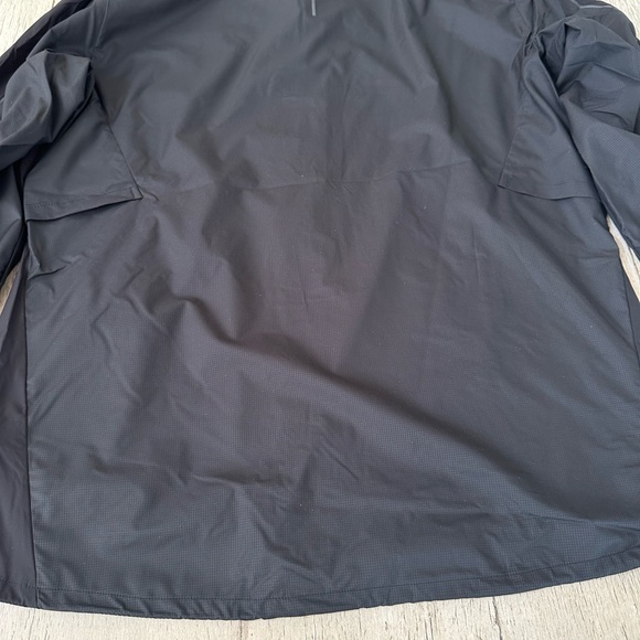 Warp Light Packable Jacket - Picture 12 of 16